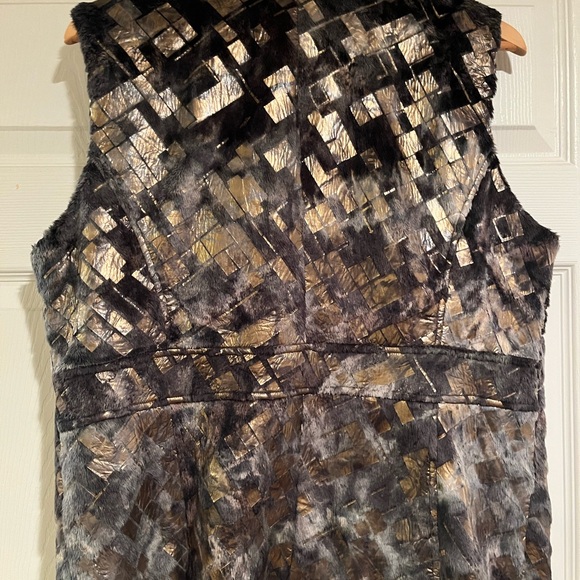 Erin London Metallic Patchwork Vest - Picture 2 of 3
